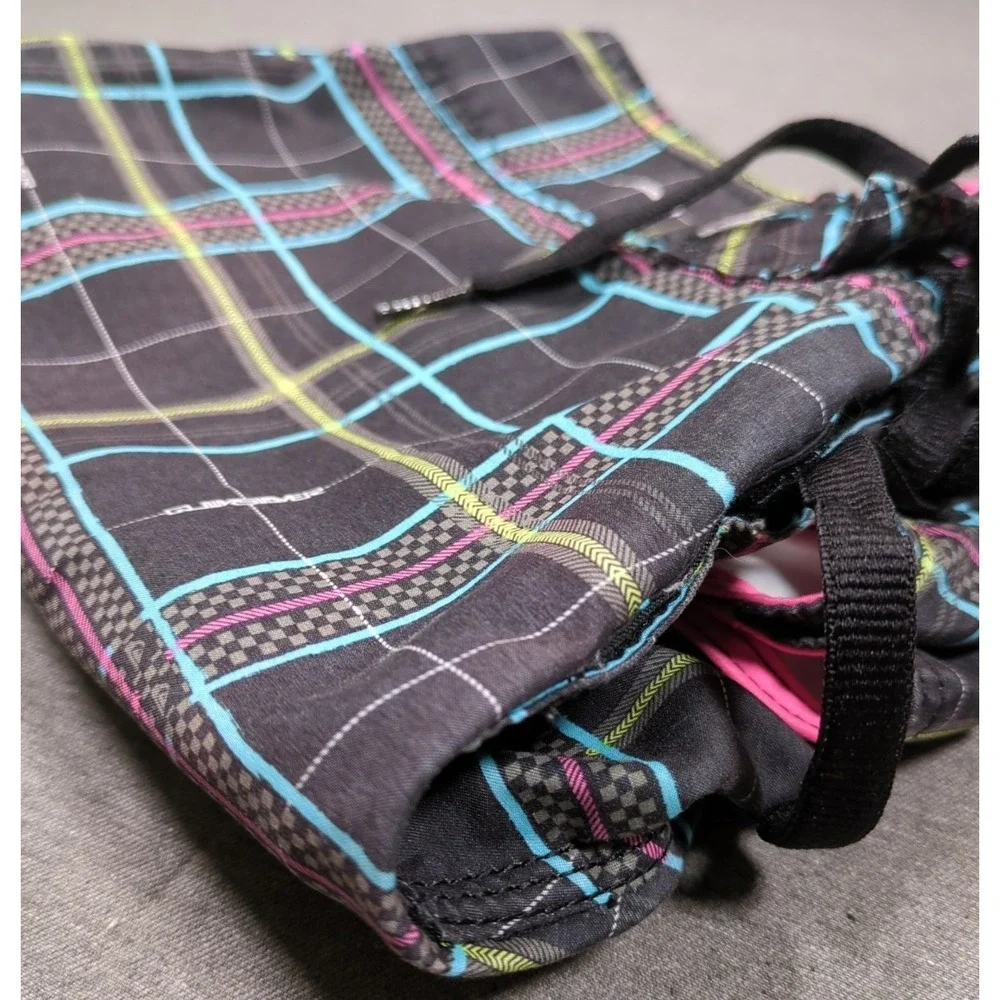 Vtg Quicksilver Board Shorts Swim Trunks Men 32 34 Black Blue Pink Plaid 90s Y2K